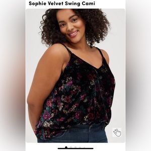 EUC torrid Sophie velvet floral swing cami